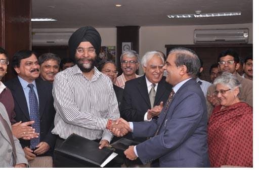 RURAL ELECTRIFICATION CORPORATION  gives Rs. 10.5 cr under..