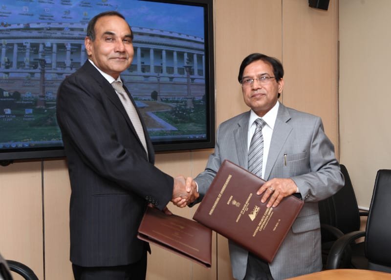 The Secretary, Ministry of Water Resources, Shri Dhruv Vijai Singh and..