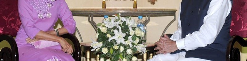 The Prime Minister, Dr. Manmohan Singh meeting Daw Aung San Suu Kyi, at Yangon, in Myanmar on May 29, 2012