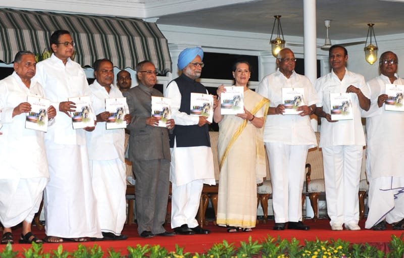 The Prime Minister, Dr. Manmohan Singh releasing the “Report…..