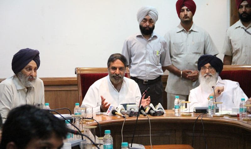 The Union Minister for Commerce & Industry and Textiles, Shri Anand…