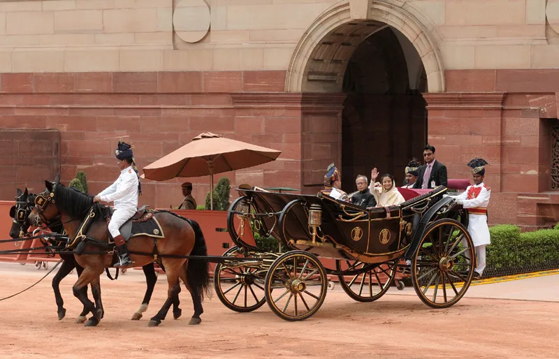 The President, Shri Pranab Mukherjee with the outgoing President,…