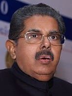 Union Minister Vayalar Ravi apologises for remarks against woman journalist