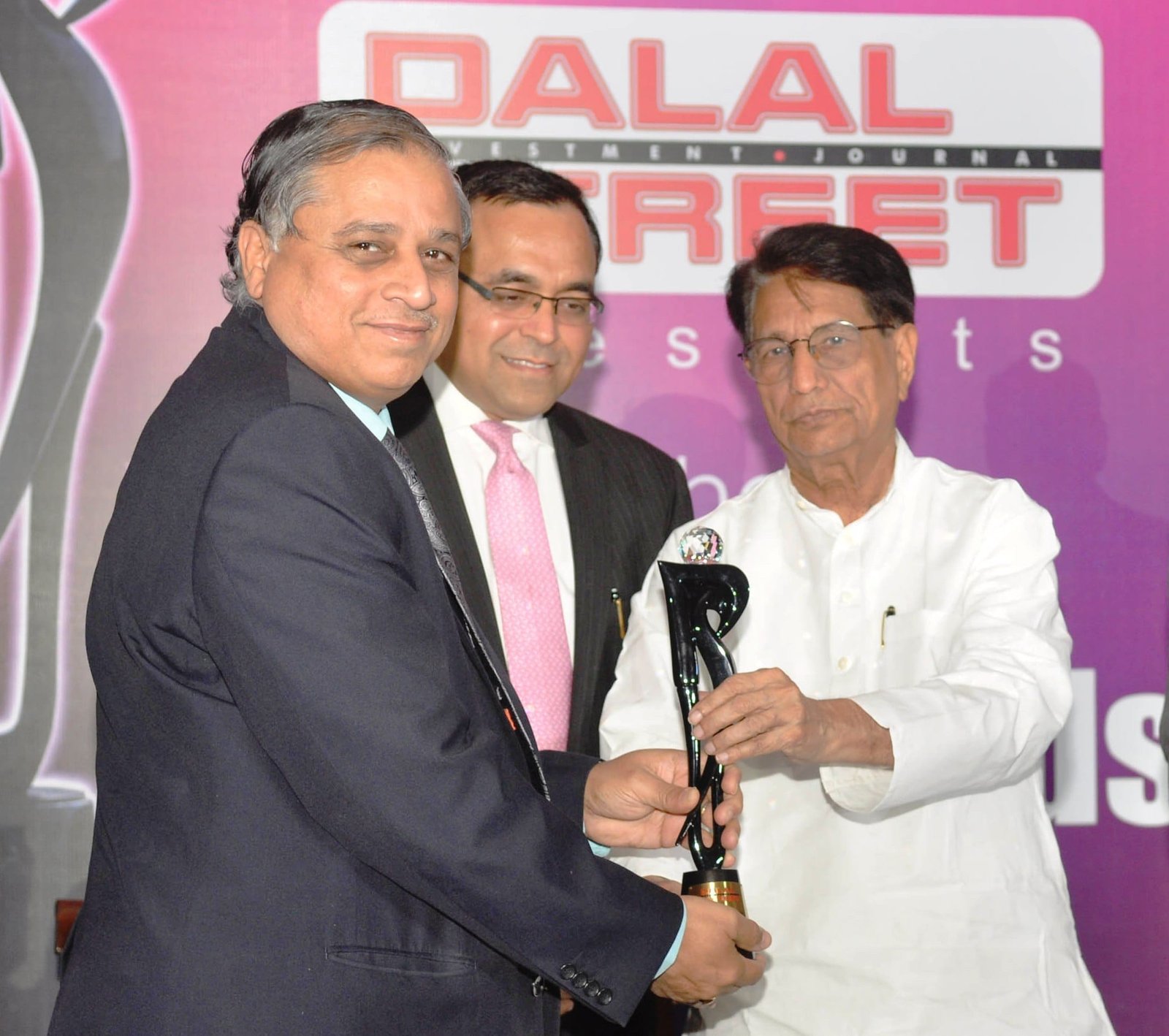 Bharat Heavy Electricals Limited (BHEL) has been awarded the DSIJ Award…