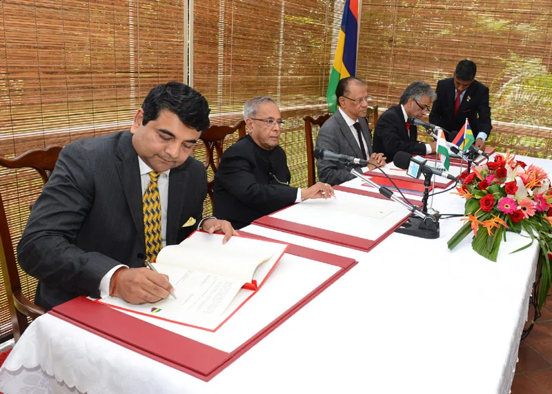 The President, Shri Pranab Mukherjee and the Prime Minister of Republic of Mauritius,..