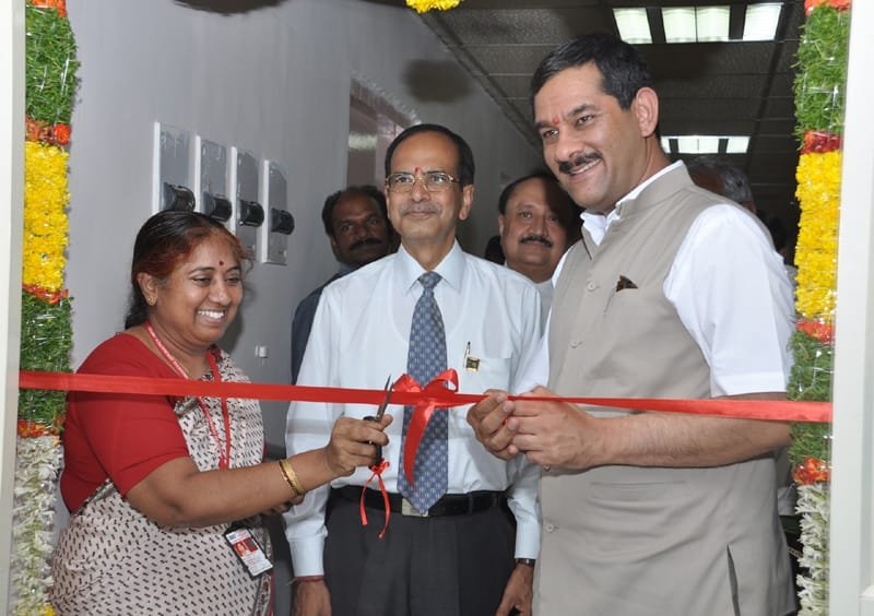 The Minister of State for Defence, Shri Jitendra Singh inaugurating the Software Defined Radio…