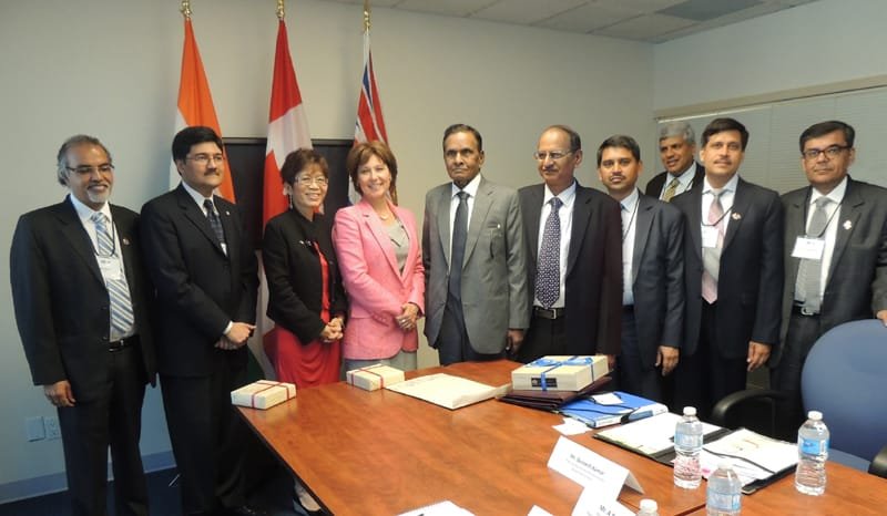The Union Steel Minister, Shri Beni Prasad Verma with the Premier of British Columbia,...