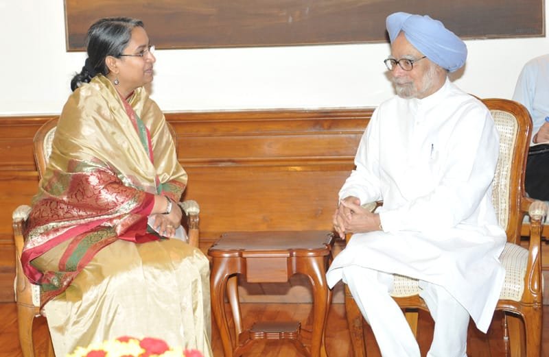 The Foreign Minister of Bangladesh, Dr. Dipu Moni calling on the Prime Minister,...