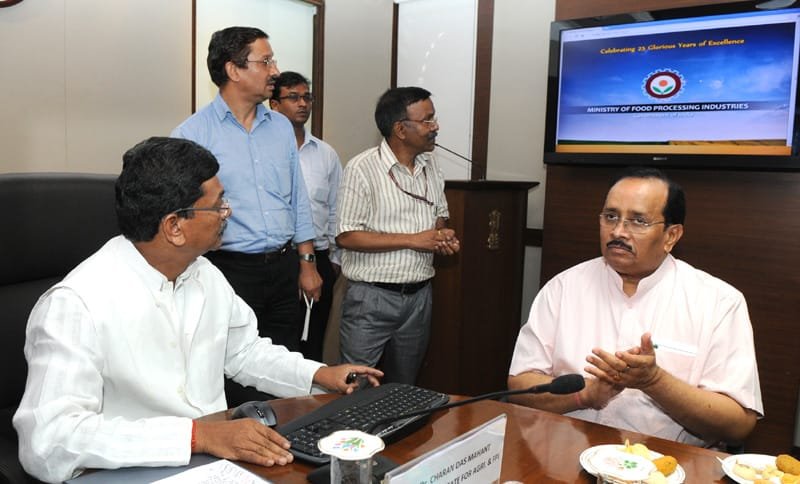 The Minister of State for Agriculture and Food Processing Industries, Dr. Charan…