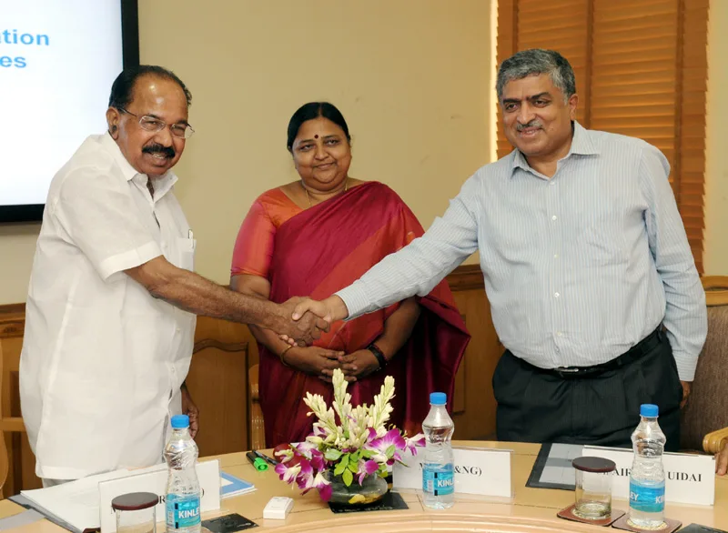 The Union Minister for Petroleum & Natural Gas, Dr. M. Veerappa Moily meeting…