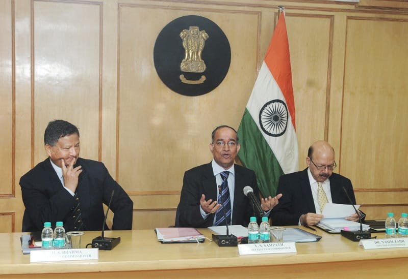 The Chief Election Commissioner, Shri V.S. Sampath at a meeting with the…