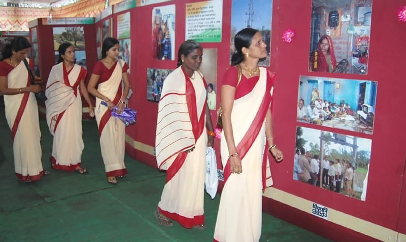 Anganwadi workers visiting the DAVP exhibition, at the Bharat Nirman Jan Soochna…