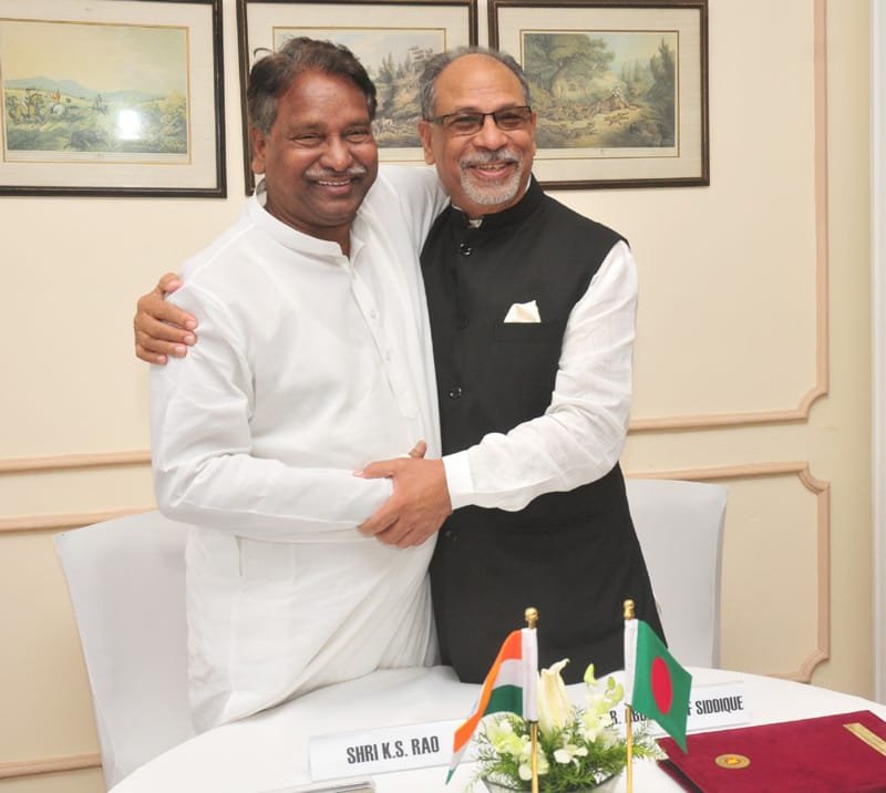 The Union Minister for Textiles, Dr. Kavuru Sambasiva Rao meeting the…