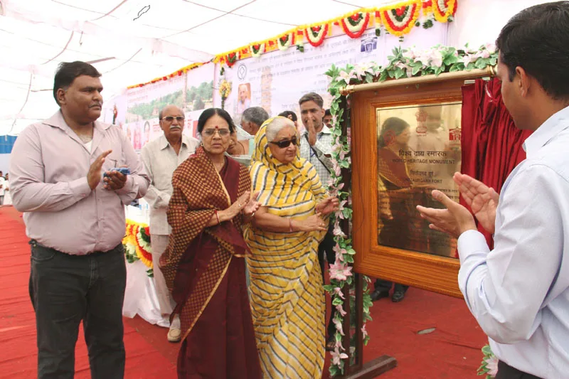 The Union Minister for Culture, Smt. Chandresh Kumari Katoch unveiling the…