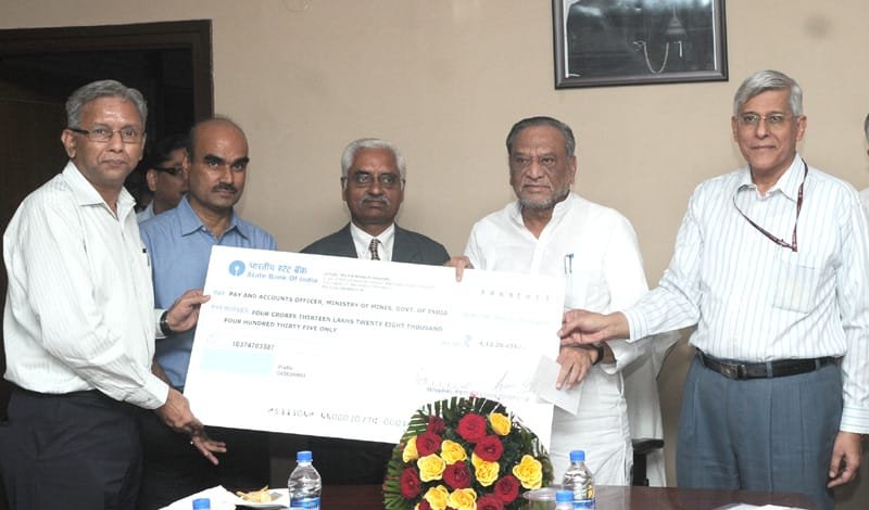 The Chairman-cum- Managing Director, MECL, Dr. Gopal Dhawan presenting…