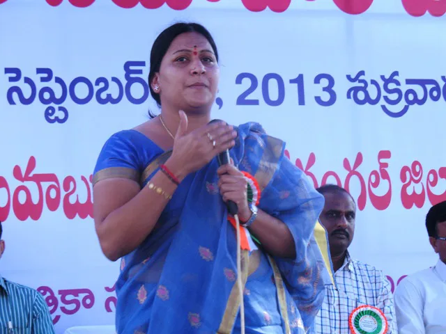 Smt. Maloth Kavitha, MLA, Mahabubabad addressing at the Bharat Nirman Public…
