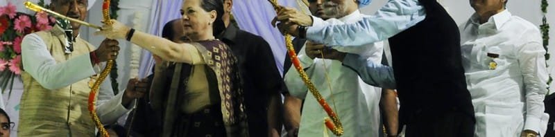 The Prime Minister, Dr. Manmohan Singh and the Chairperson, National Advisory Council,...