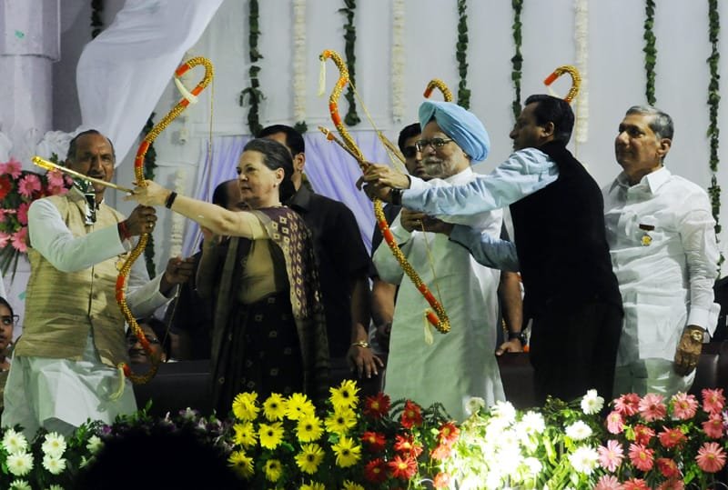 The Prime Minister, Dr. Manmohan Singh and the Chairperson, National Advisory Council,…