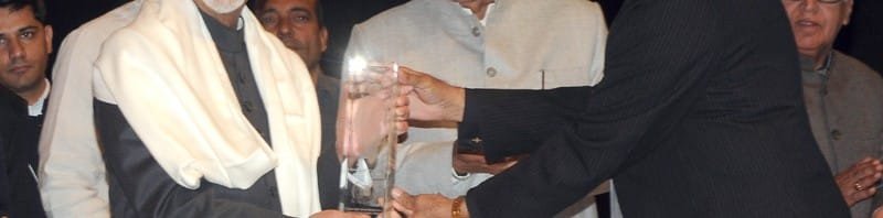 The Vice President, Shri Mohd. Hamid Ansari being presented a memento,...