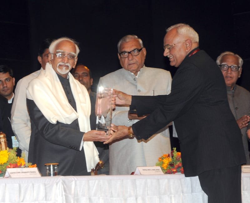The Vice President, Shri Mohd. Hamid Ansari being presented a memento,…