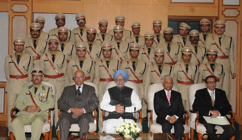 The Prime Minister, Dr. Manmohan Singh with the IPS Probationers, in New Delhi