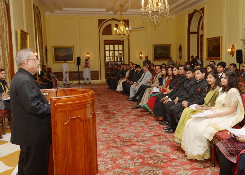 The President, Shri Pranab Mukherjee addressing the Officer Trainees of Indian Economic Service of 35th (2013) Batch, in New Delhi