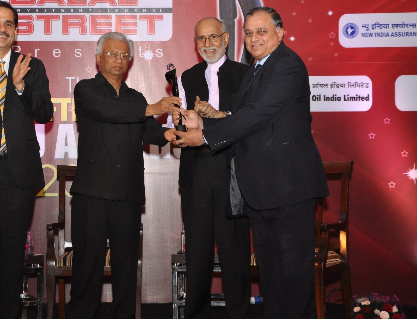 BHEL AWARDED THE DSIJ AWARD 2013 FOR BEING THE MOST EFFICIENT MAHARATNA
