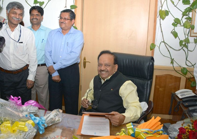 Dr. Harsh Vardhan taking charge as the Union Minister for Health & Family Welfare, in New Delhi
