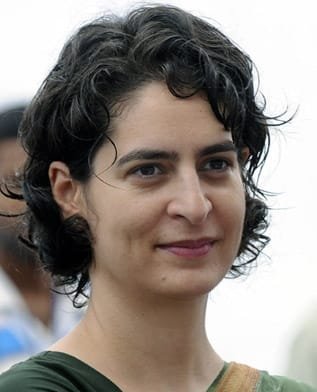 “I AM DAUGHTER OF RAJIV GANDHI,MAN WHO GAVE HIS LIFE FOR THIS COUNTRY”- SAYS PRIYANAKA GANDHI