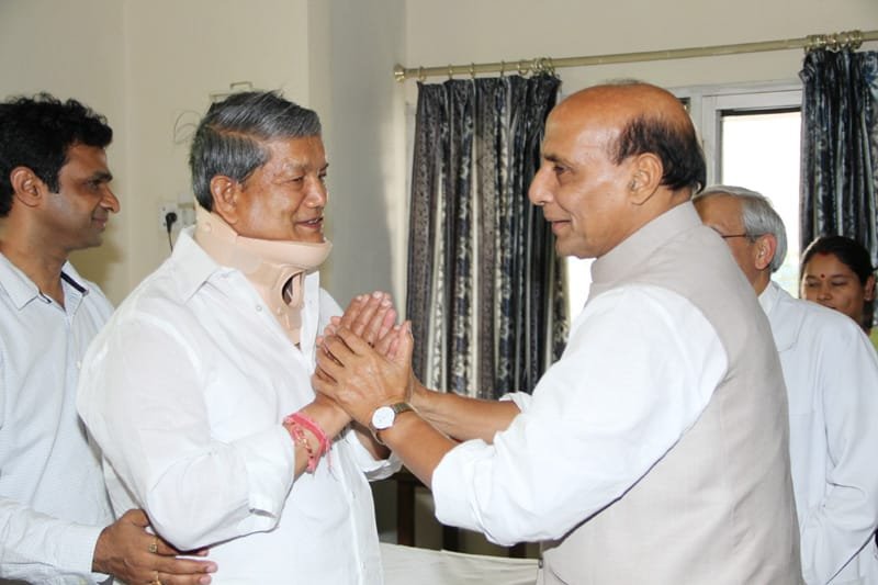 The Union Home Minister, Shri Rajnath Singh paid a visit to the Uttarakhand CM..