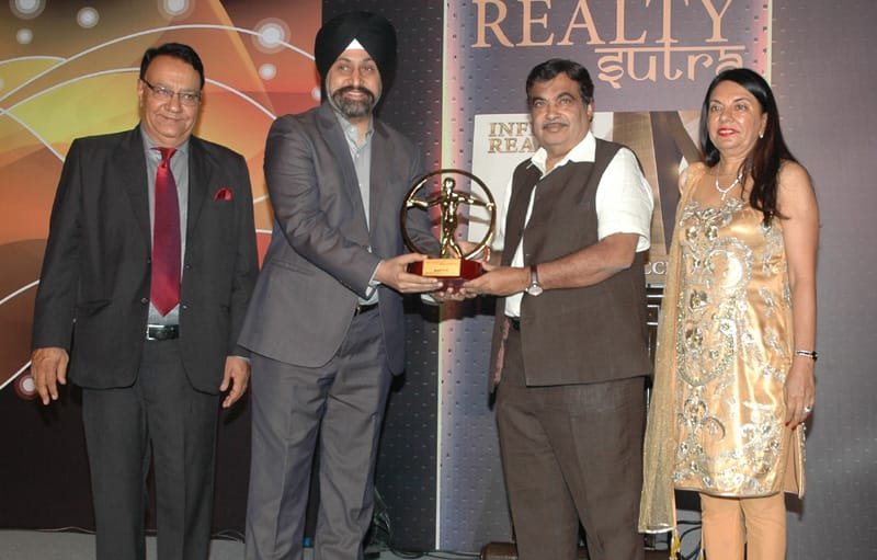 The Union Minister for Road Transport & Highways and Shipping, Shri Nitin …