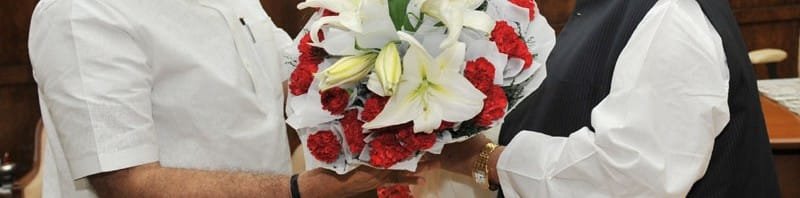 The Governor of Uttarakhand, Shri Aziz Qureshi calling on the Prime Minister,...