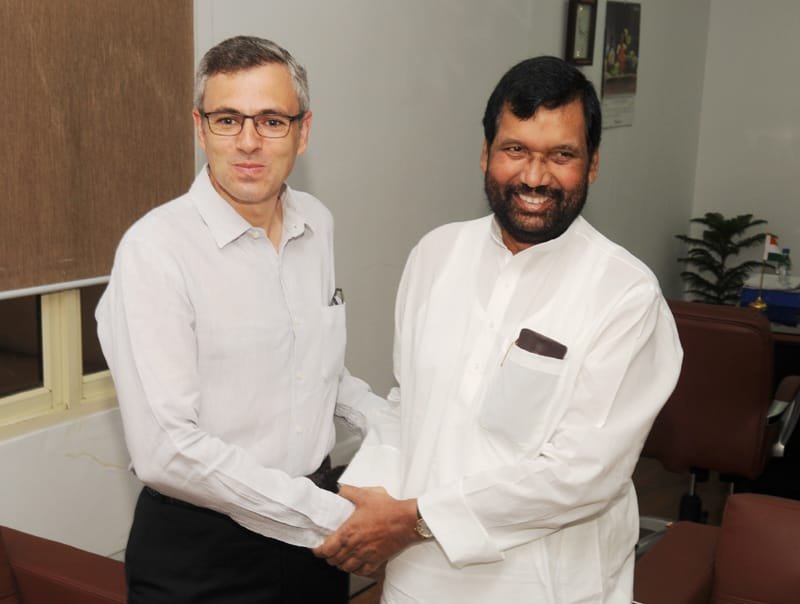 The Chief Minister of Jammu and Kashmir, Shri Omar Abdullah calls on the …