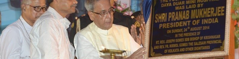 The President, Shri Pranab Mukherjee laying the foundation stone of new ...