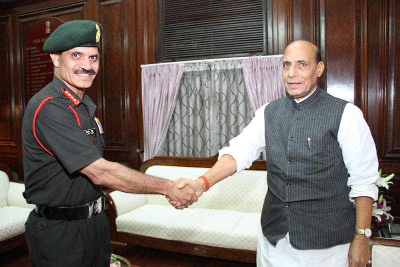 The Chief of Army Staff, General Dalbir Singh calls on the Union Home Minister,…
