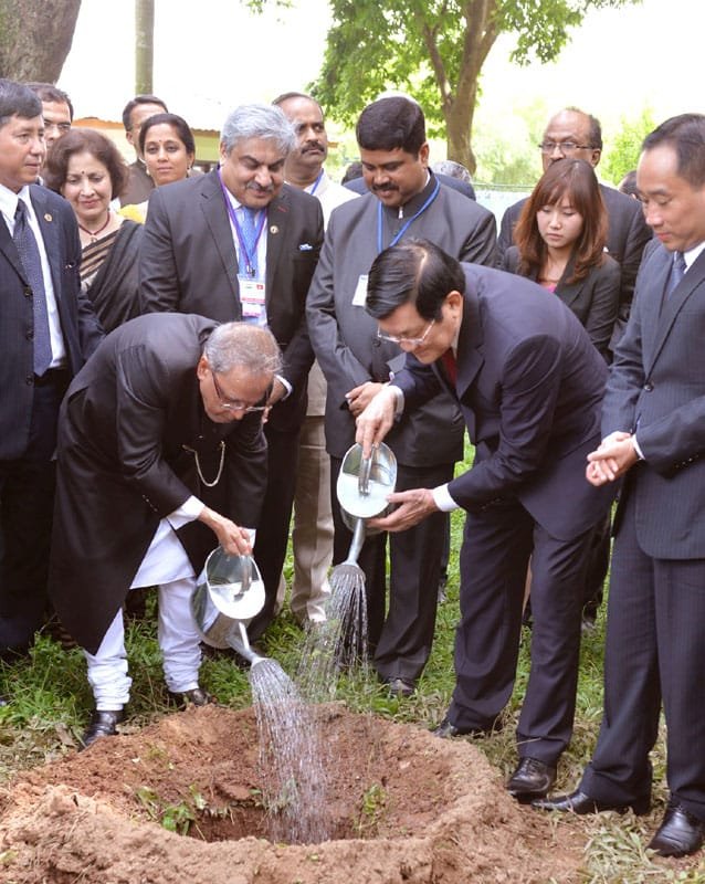 The President, Shri Pranab Mukherjee and the President of Socialist Republic of…