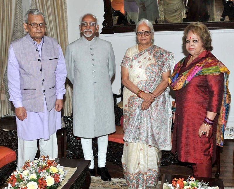 The Vice President, Shri Mohd. Hamid Ansari and Smt. Salma Ansari meeting the...