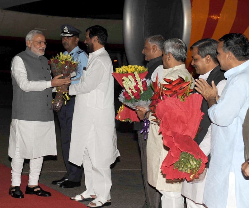 The Prime Minister, Shri Narendra Modi being welcomed on his arrival by the …