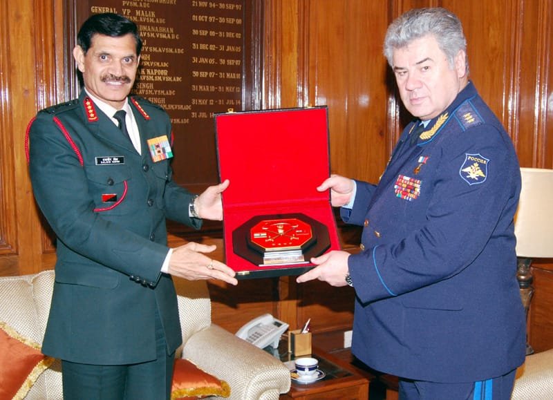 The Chief of Army Staff, General Dalbir Singh exchanging memento with the …