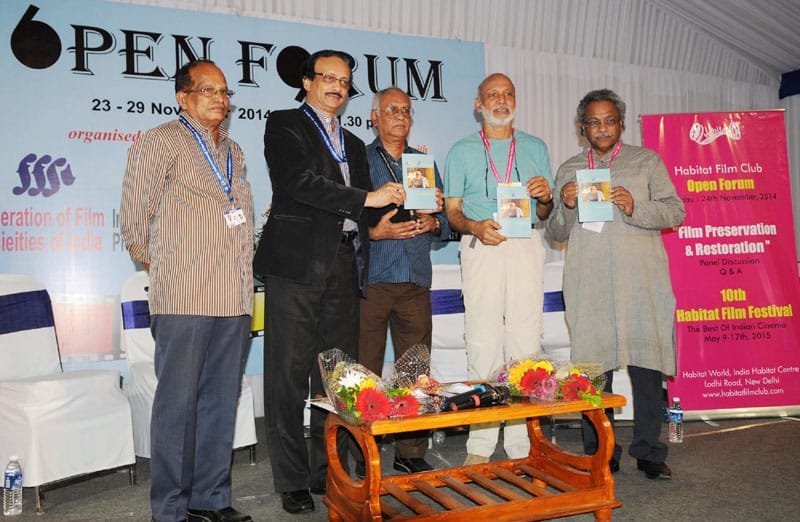 The Director, IFFI, Shri Shankar Mohan releasing a book titled ‘Andrey Zvyagintsev – Reflections on Mirror’..