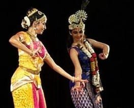 YASHASVINI AND SHALLU JINDAL LEAVES AUDIENCE SPELLBOUND…