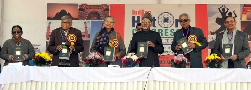 The Vice President, Shri Mohd. Hamid Ansari releasing a book at the “Platinum Jubilee…