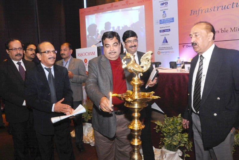 The Union Minister for Road Transport & Highways and Shipping, Shri Nitin Gadkari ...