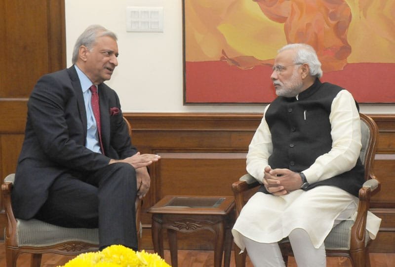 The Commonwealth Secretary General, Shri Kamalesh Sharma calling on the…