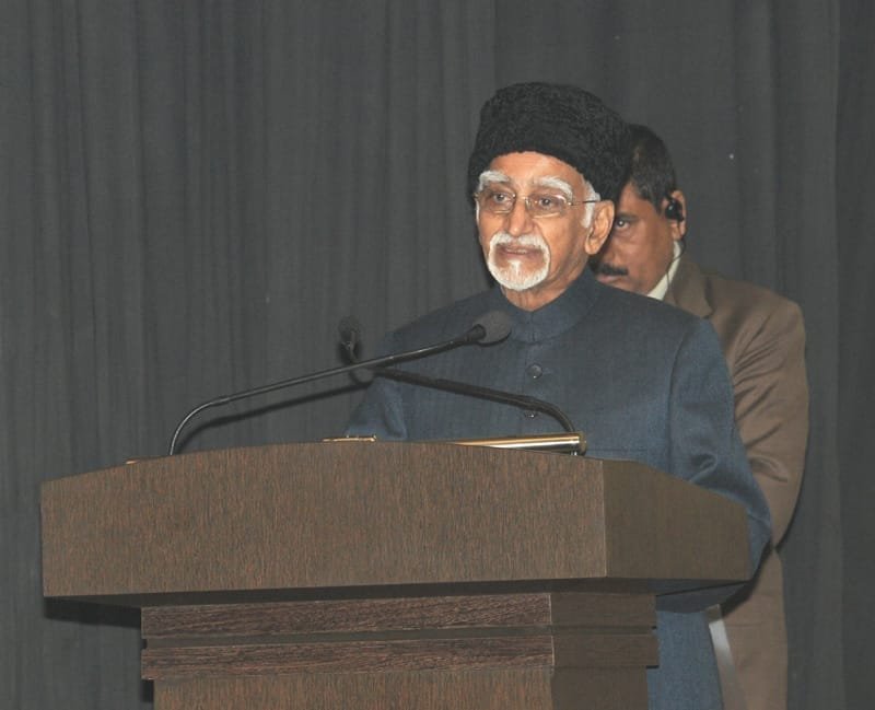 The Vice President, Shri Mohd. Hamid Ansari addressing at the Platinum Jubilee...