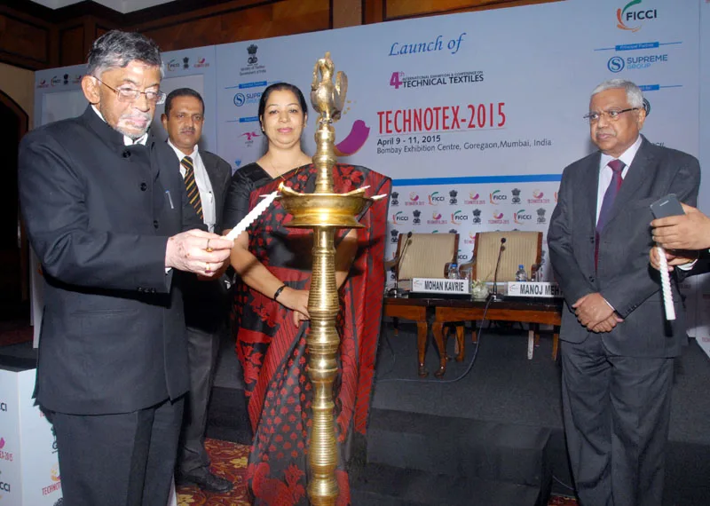 The Minister of State for Textiles (Independent Charge), Shri Santosh Kumar Gangwar…