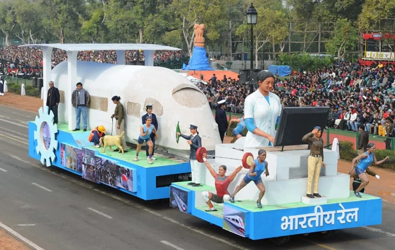 The tableau of the Ministry of Indian Railways passes through the Rajpath during the full dress rehearsal for the Republic Day Parade-2015, in New Delhi