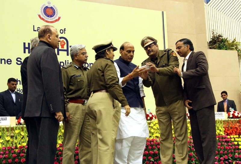 The Union Home Minister, Shri Rajnath Singh launching the women’s safety mobile application..