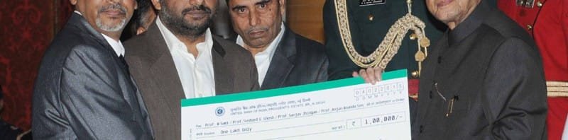 The President, Shri Pranab Mukherjee presenting the First Visitors Award-2015 ..