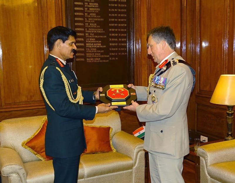 The Chief of Army Staff, General Dalbir Singh exchanging memento…